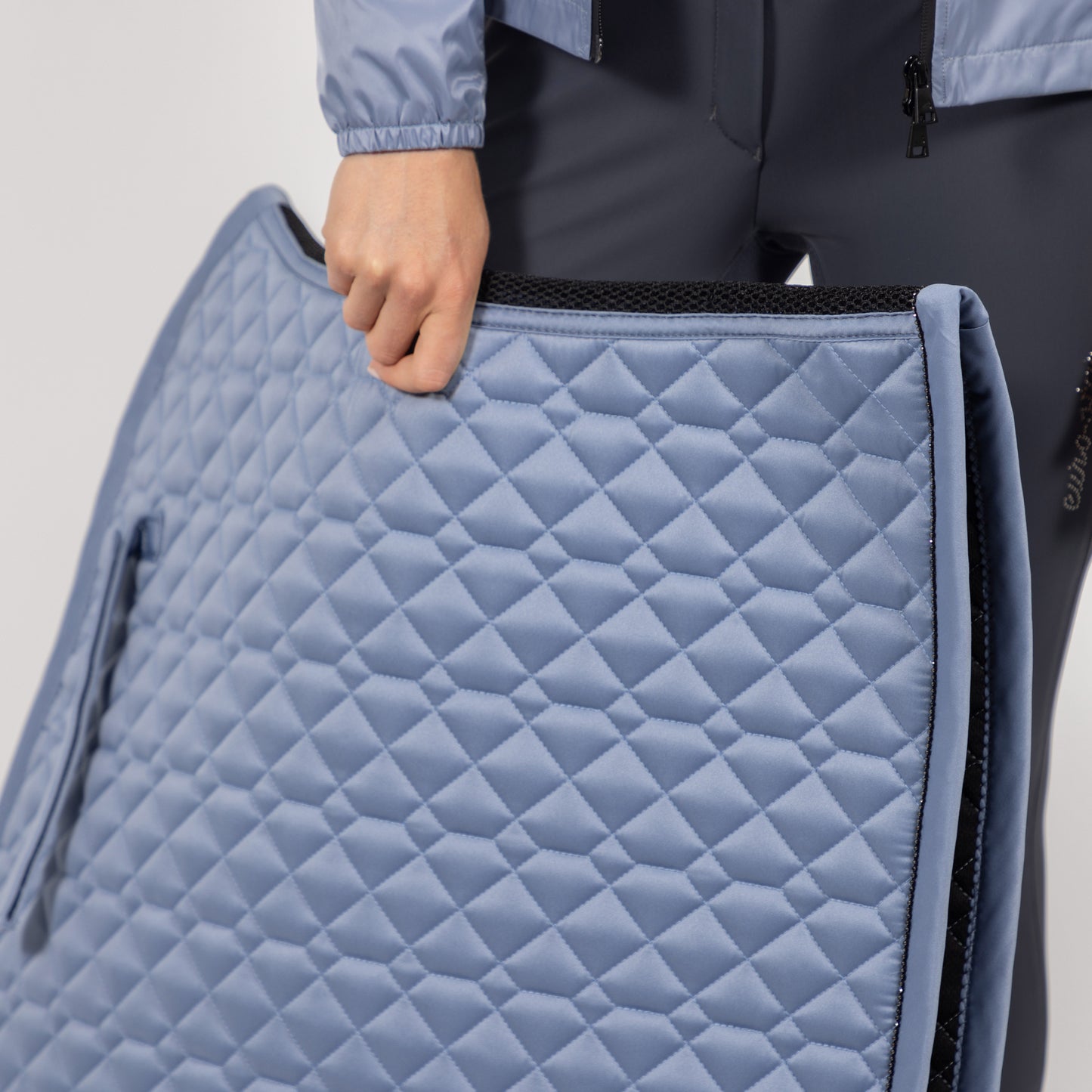 Saddlepad Cato, dressyrschabrak, flera färger