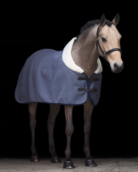 Fleece Blanket Franka, snyggt fleecetäcke