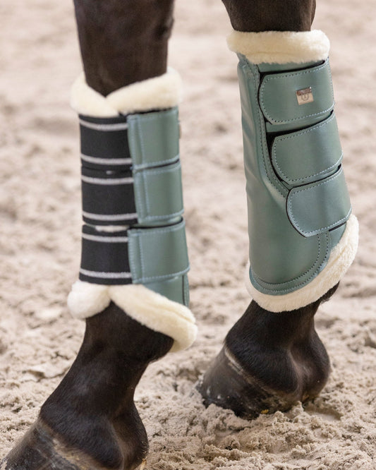 Brushing Boots Lovely, strykkappor fuskpäls