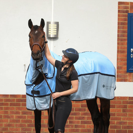 Quick Chill Rug with neck, kyltäcke som svalkar din häst!
