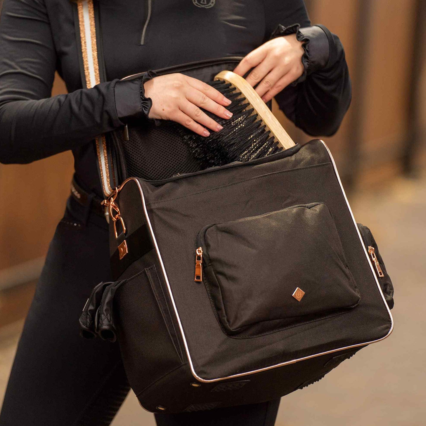 Imperial Riding Grooming Bag Shimmer & Shine, ryktväska med stil och finesser