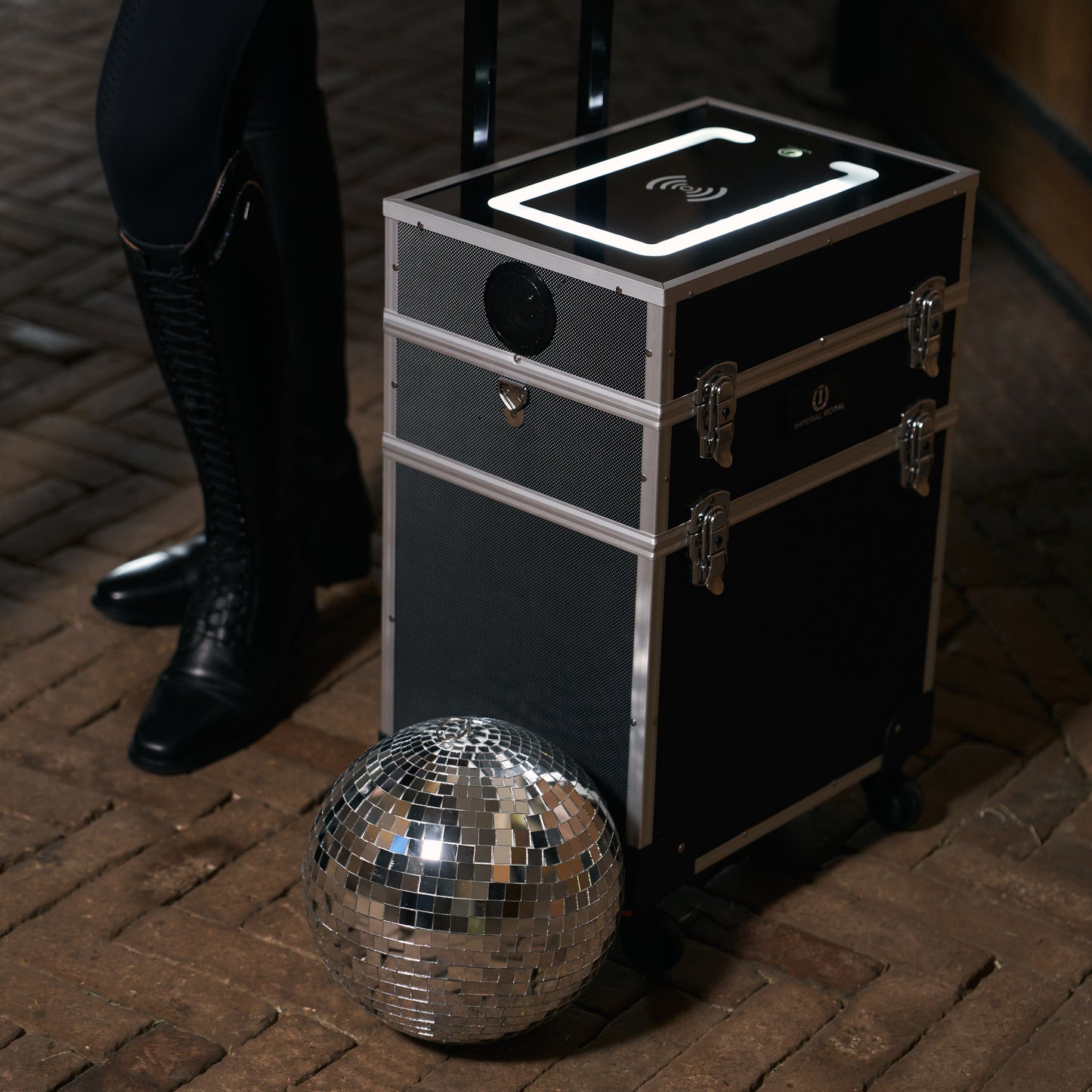 Grooming Box Disco, ryktlådan med allt