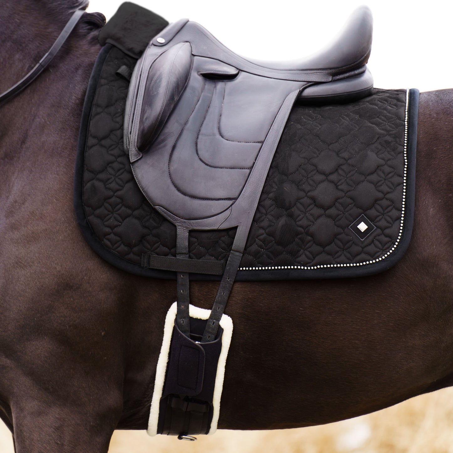 Dressage Girth Comfort, dressyrgjord fusk päls