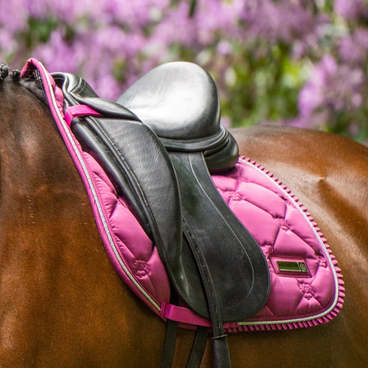 Saddlepad Lovely GP,  snyggt hoppschabrak, flera färger