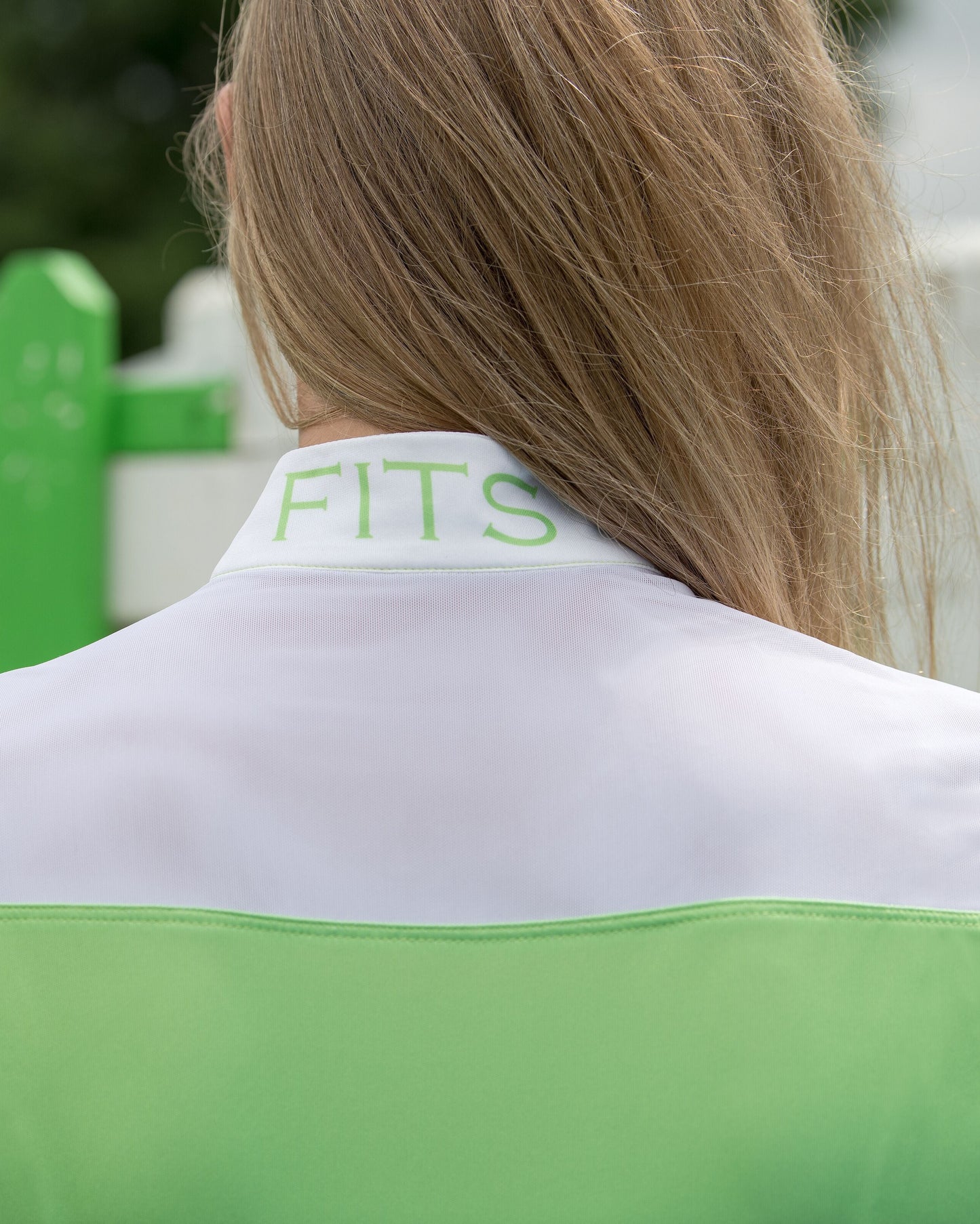 Fits tävlingströja blus tävlings skjorta funktionsmaterial funktion häst ridning rid hopp dressyr tröja kortärmad tunn sval solskydd tävlingstopp topp ridtopp