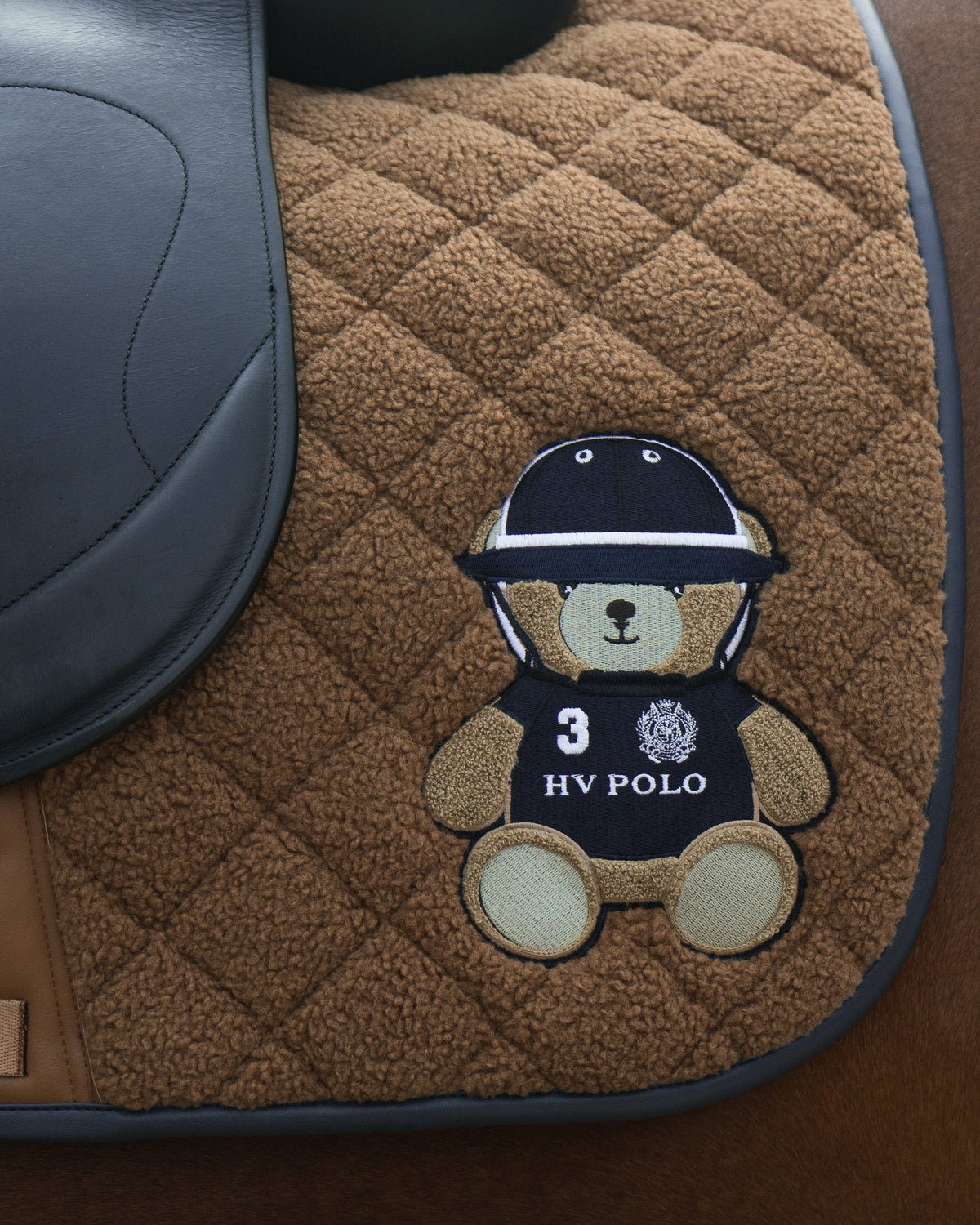 Saddlepad Polo Teddy GP, bekväm passform med lekfull stil