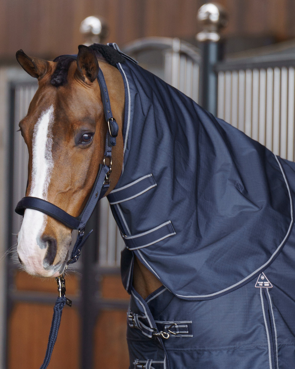 Neck Outdoor Blanket Essential 0g, hals till Essential utetäcke