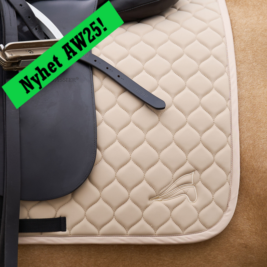 Saddlepad Coco, stilrent hoppschabrak, flera färger