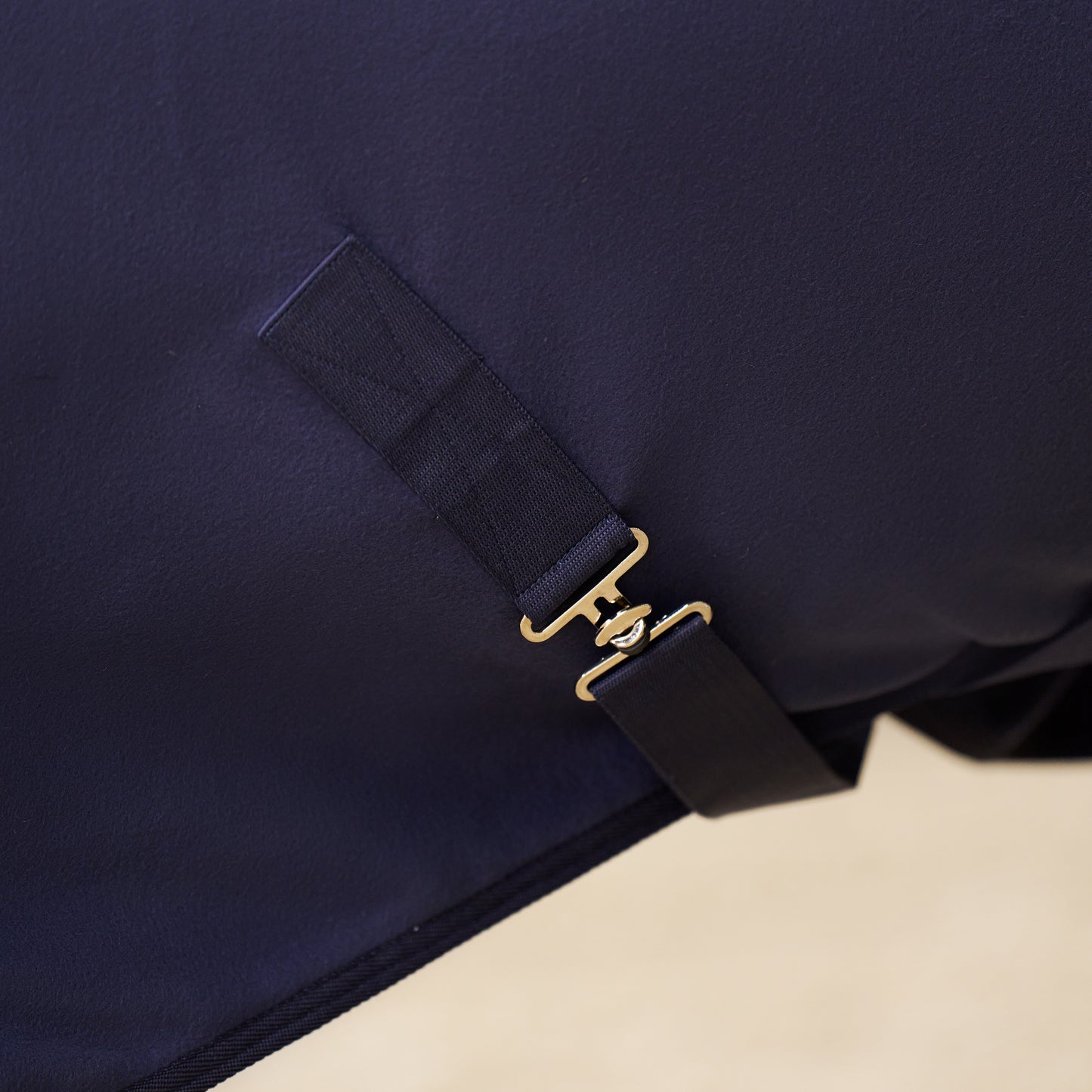 Fleece blanket Fundamental with neck, fleecetäcke med hals, flera färger