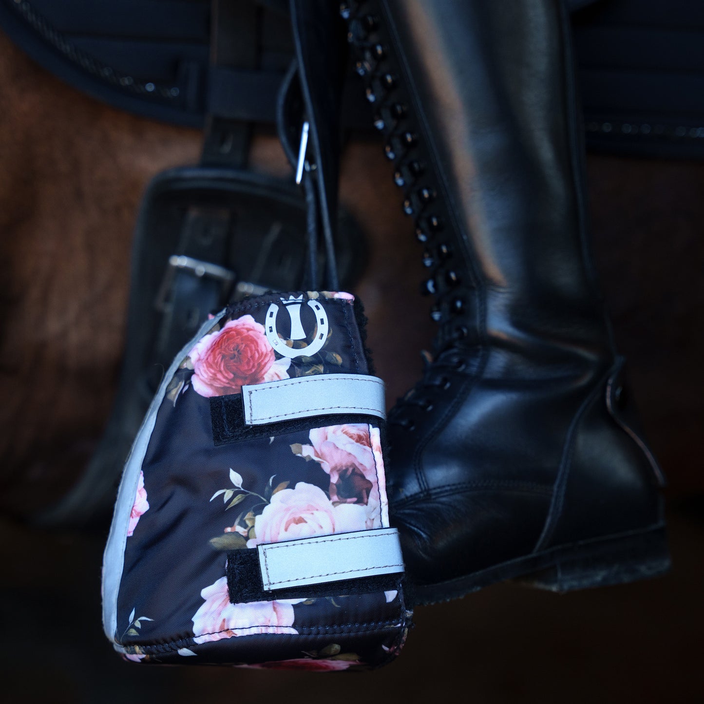 Stirrup toe warmer Reflective, reflekterande tåvärmare, flera färger